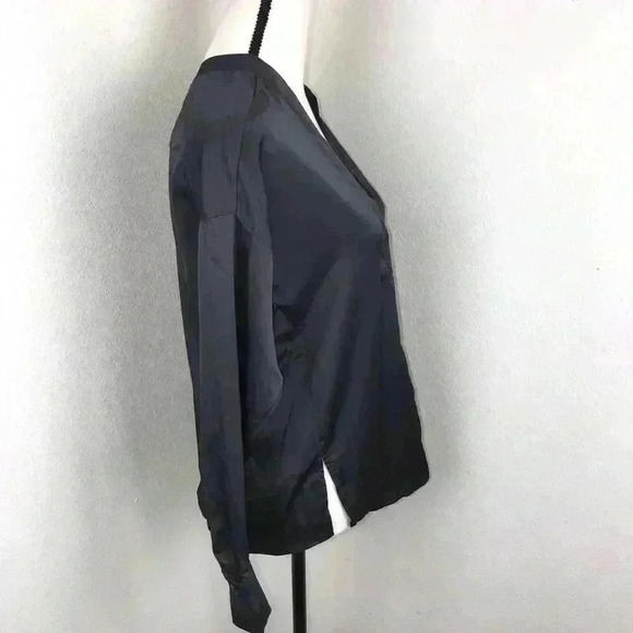 Olivaceous Women’s Charcoal Gray Satin Blouse Size S Lightweight‎ Casual Office - Picture 2 of 8